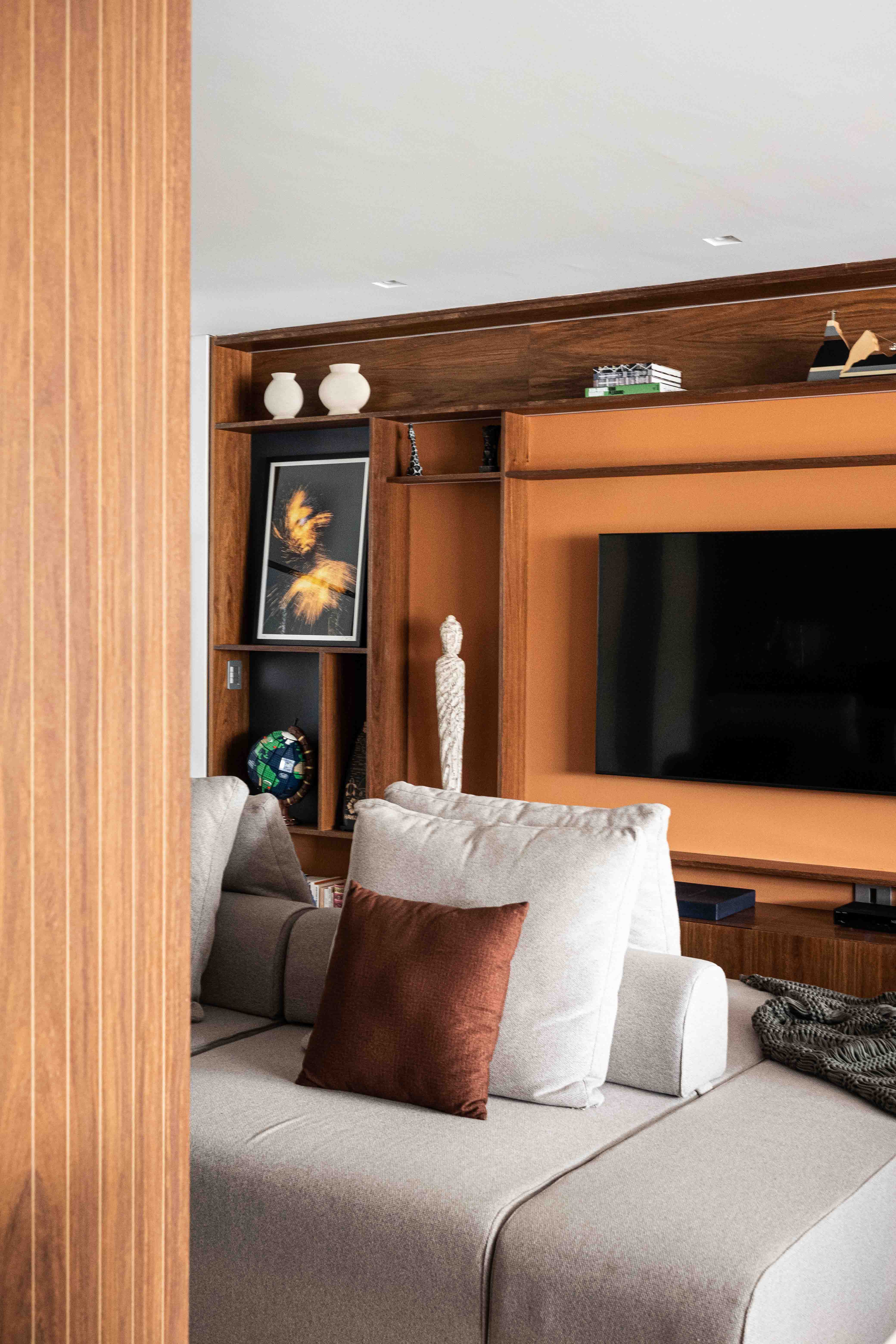 Detalhe de outra cadeira na recepção